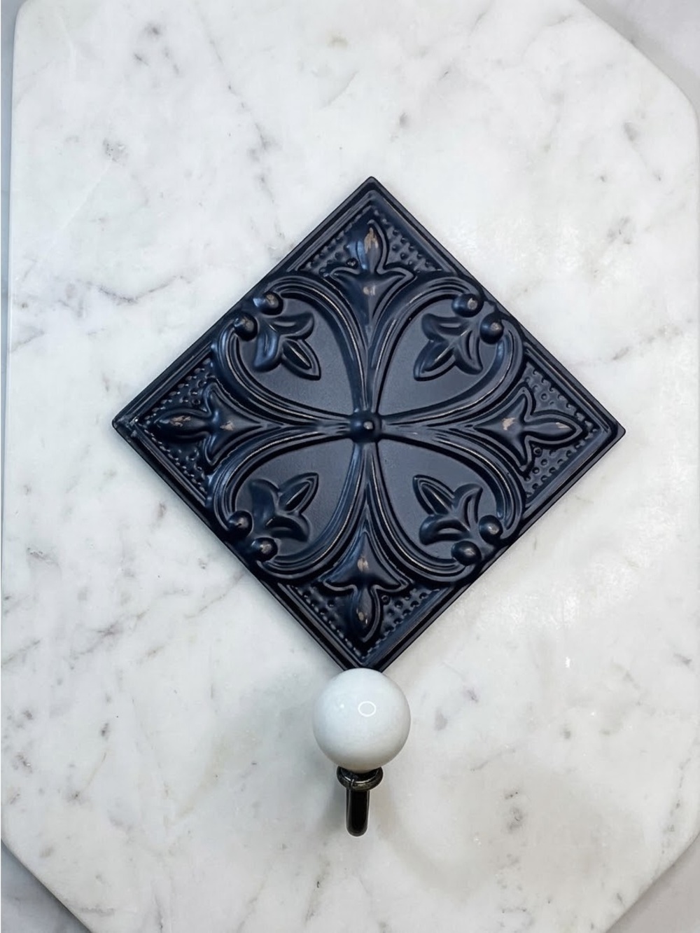Fleur-De-Lie Bronze Wall Hook